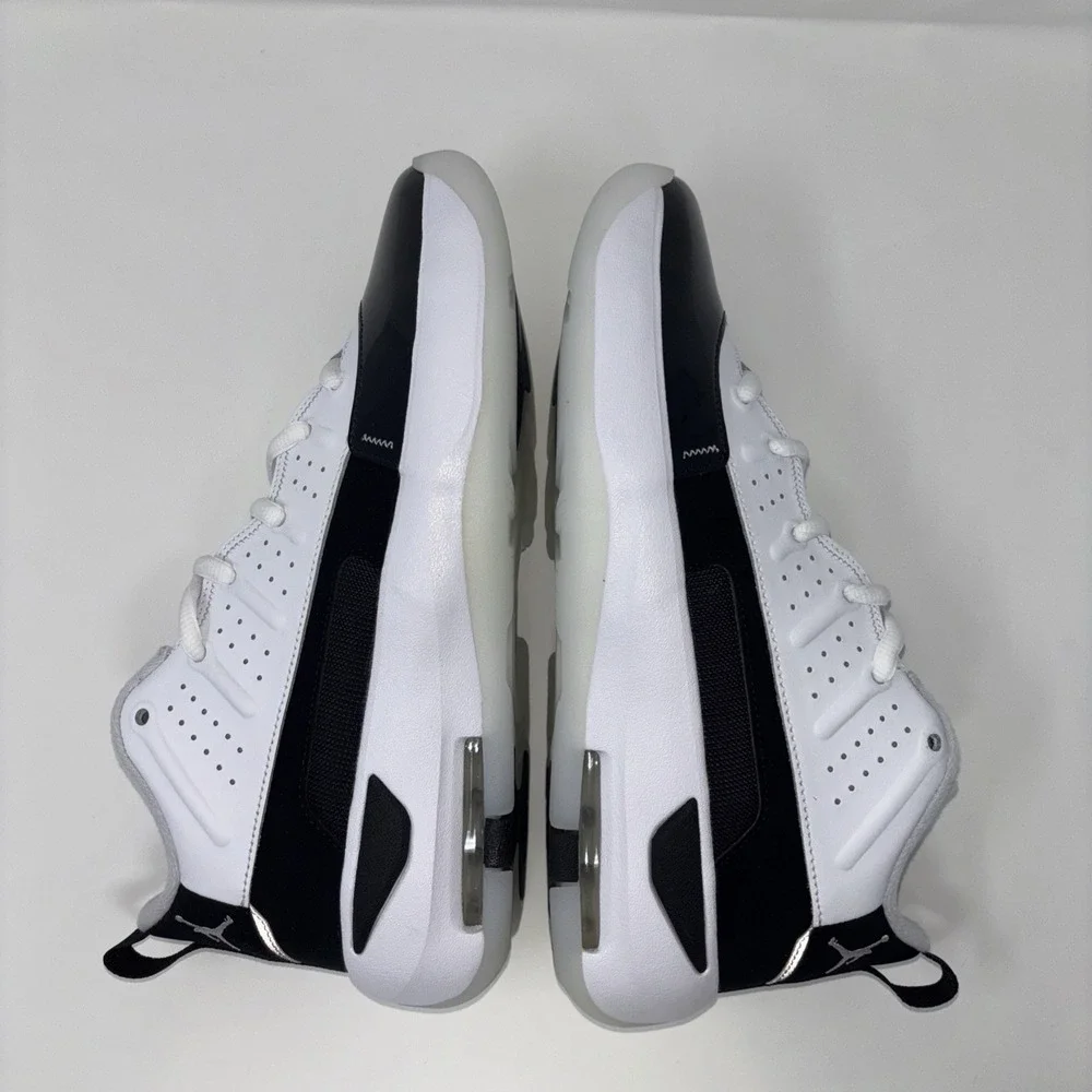 Jordan max aura